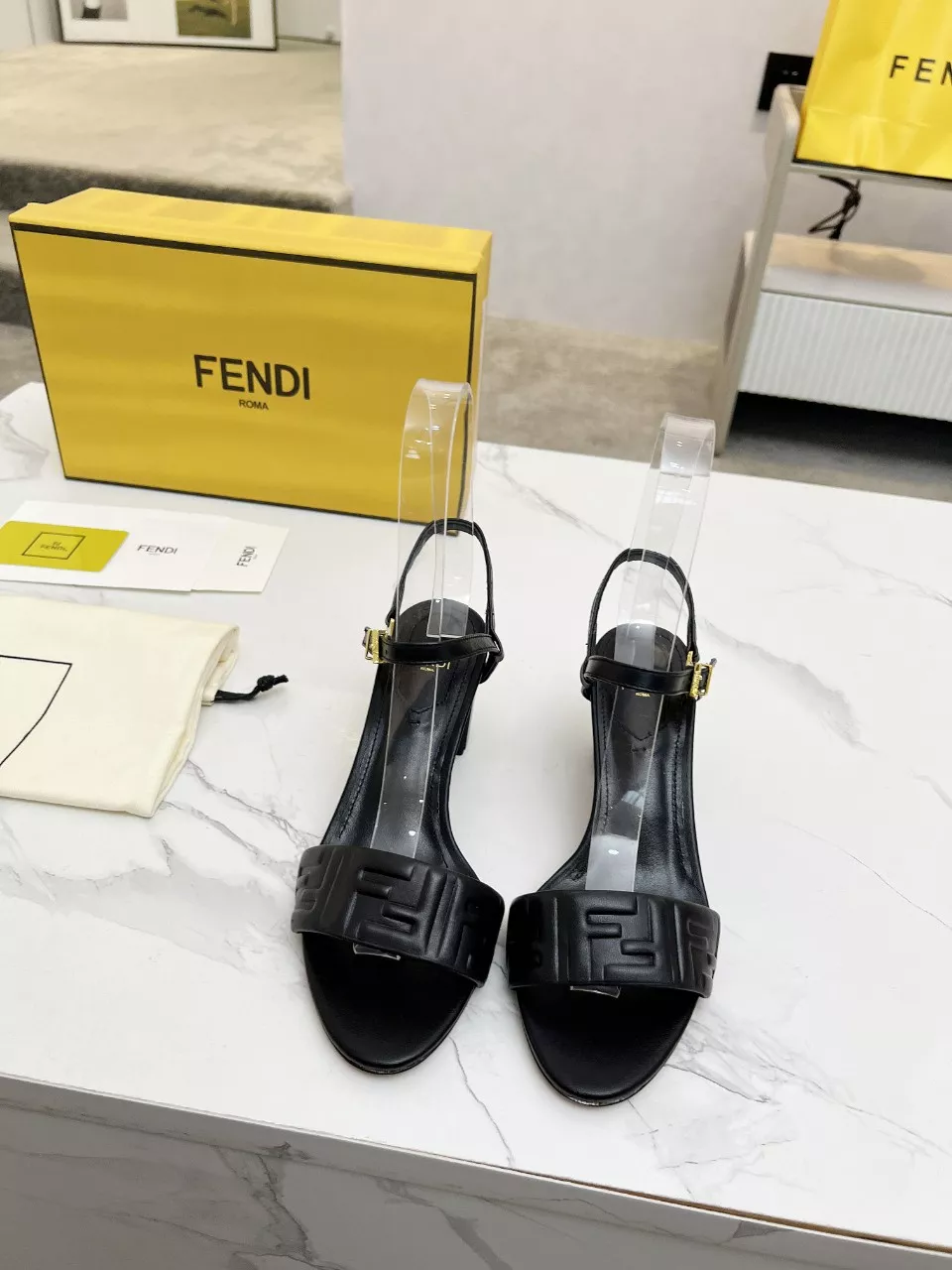 Unique 346 Fendi Sandal For Women