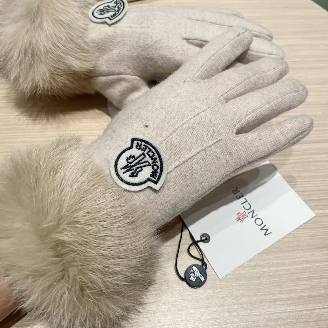 Unique 3551 Prada Gloves