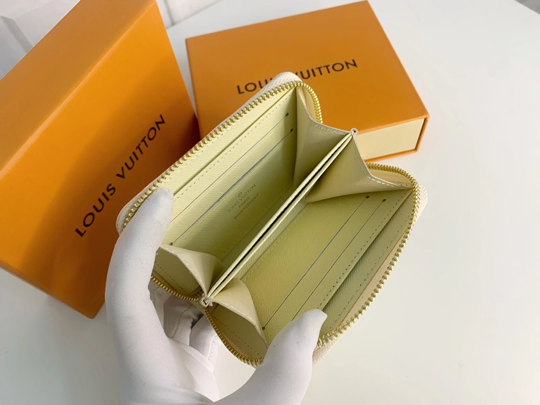 Unique 3680 Louis Vuitton LV Wallets
