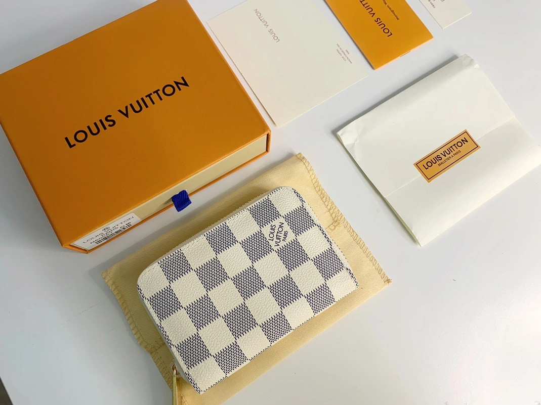 Unique 3680 Louis Vuitton LV Wallets