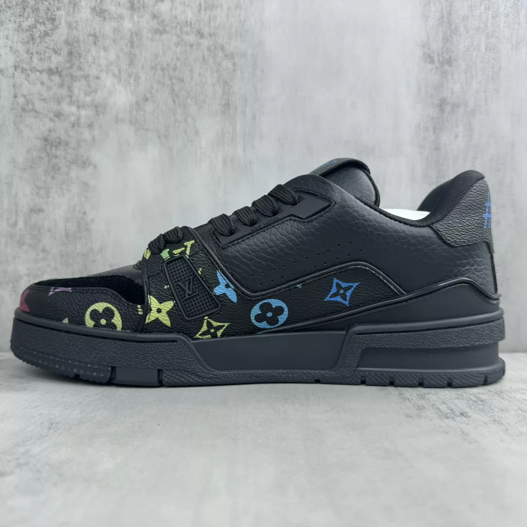 Unique 3725 Louis Vuitton Casual Shoes For Men
