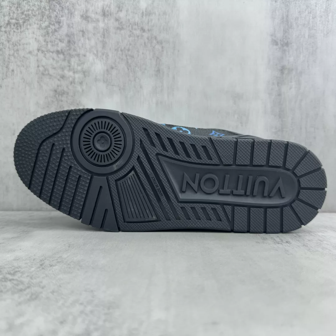 Unique 3725 Louis Vuitton Casual Shoes For Men