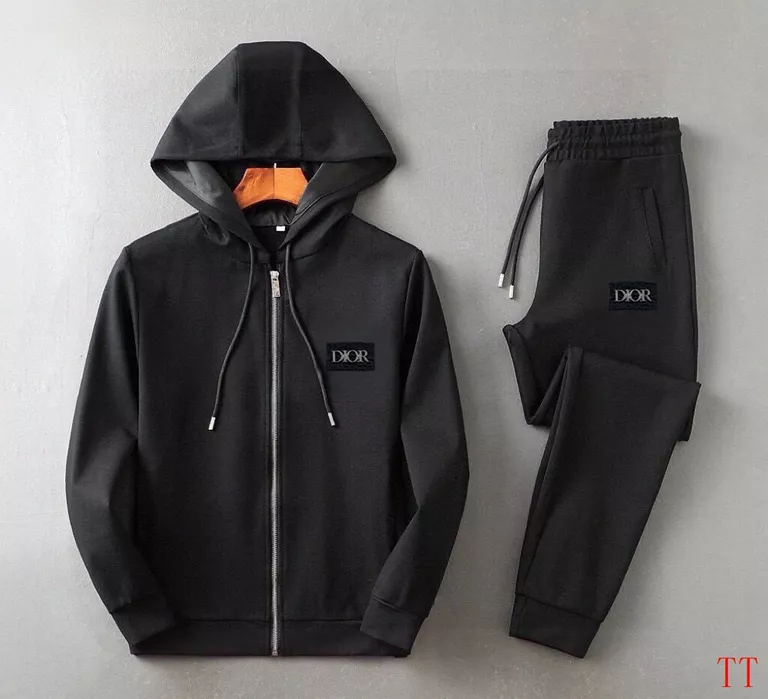 Unique 3760 Christian Dior Tracksuits Long Sleeved For Men