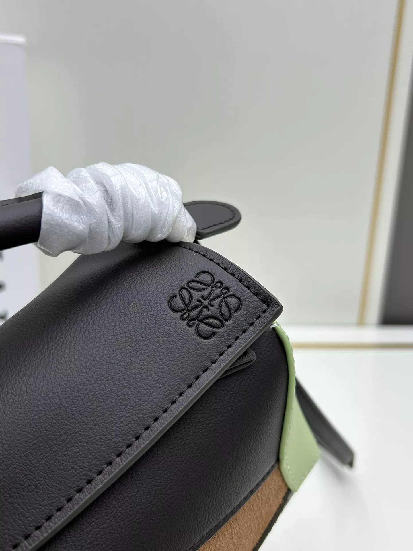 Unique 3770 LOEWE AAA Quality Messenger Bags For Women