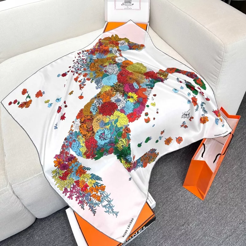 Unique 3774 Hermes Silk Squares
