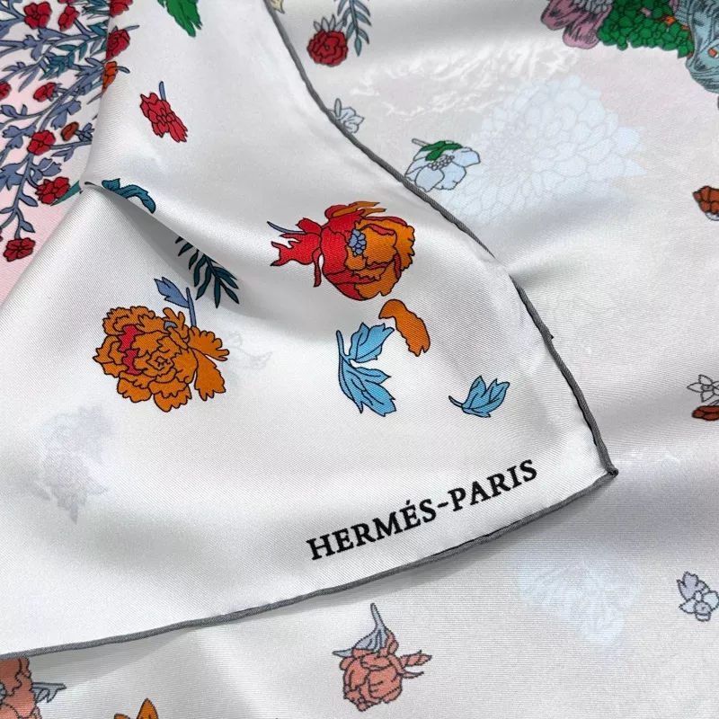 Unique 3774 Hermes Silk Squares