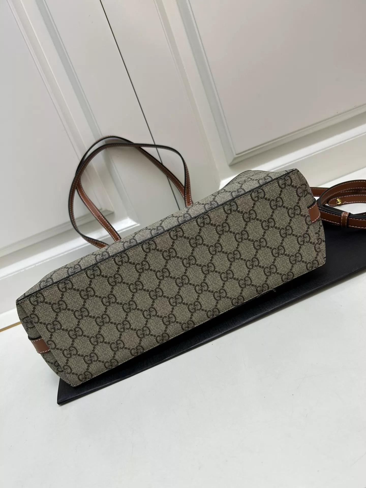 Unique 3904 Gucci AAA Quality Shoulder Bags For Women