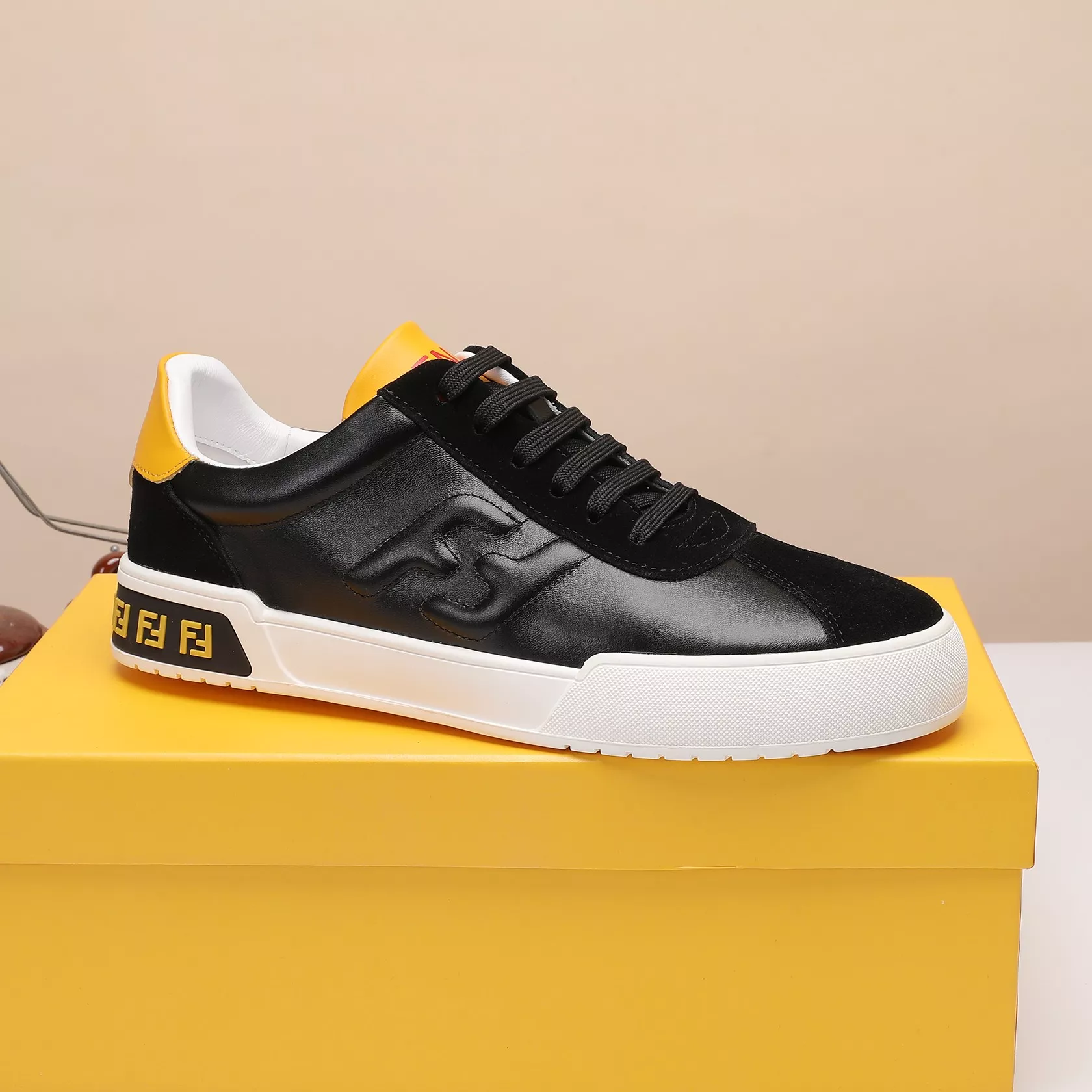 Unique 3962 Fendi Casual Shoes For Men