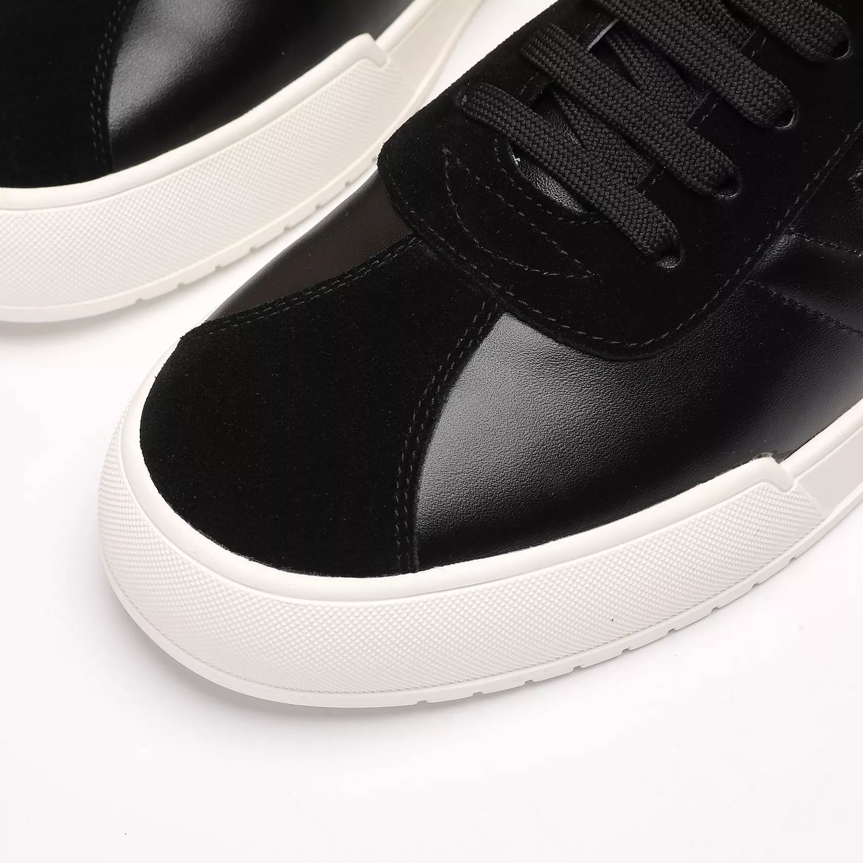 Unique 3962 Fendi Casual Shoes For Men
