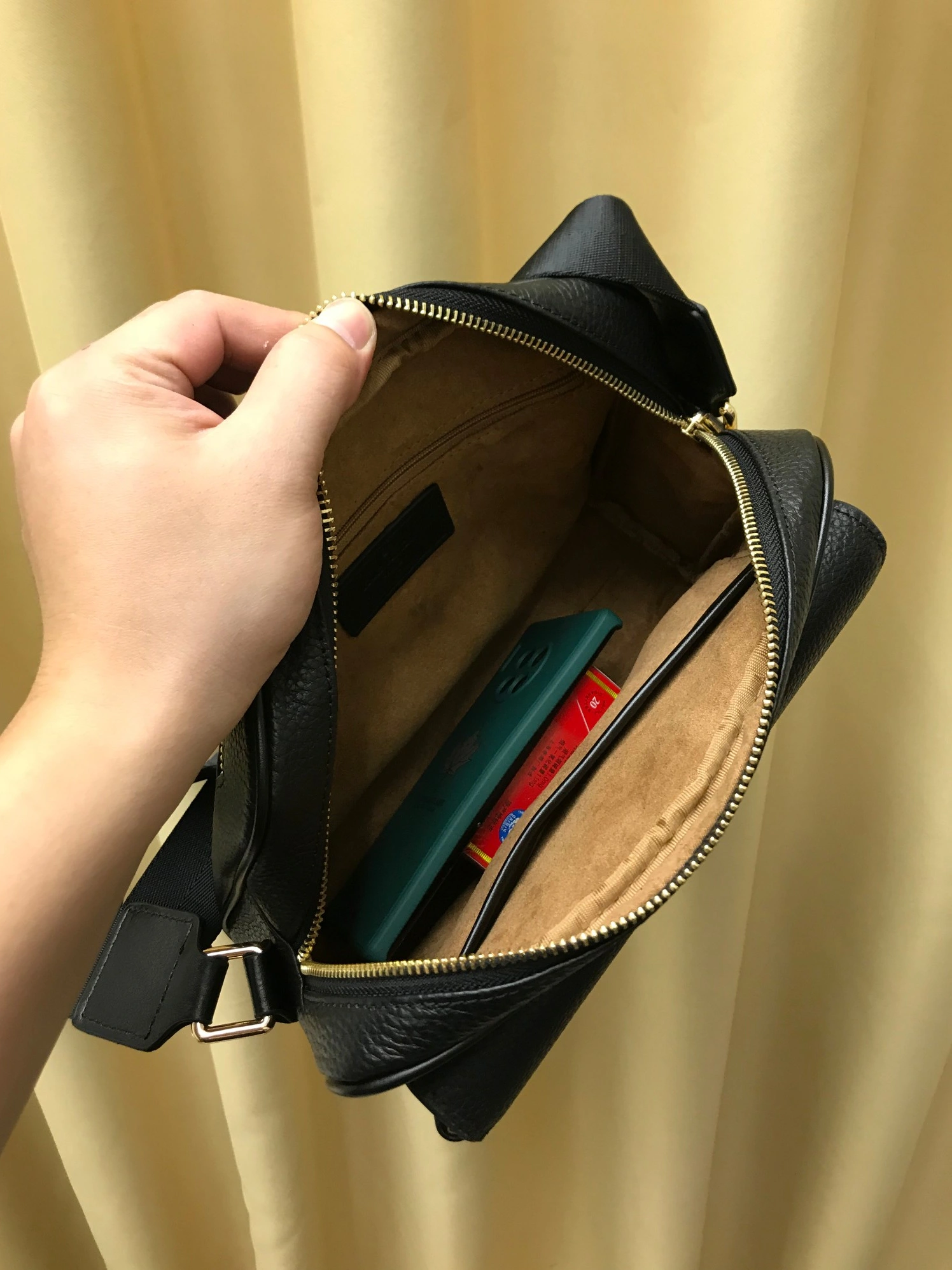 Unique 3974 Louis Vuitton AAA Man Messenger Bags