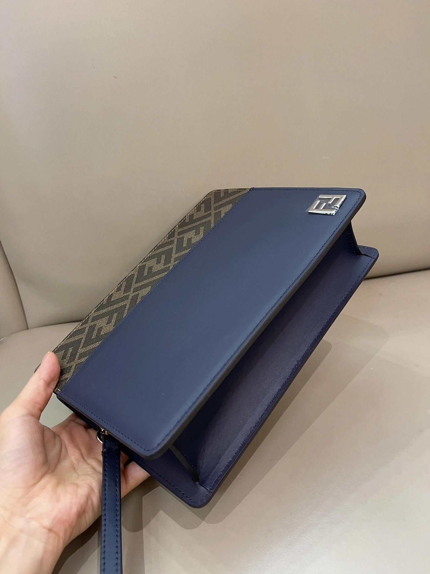 Unique 4136 Fendi AAA Man Wallets