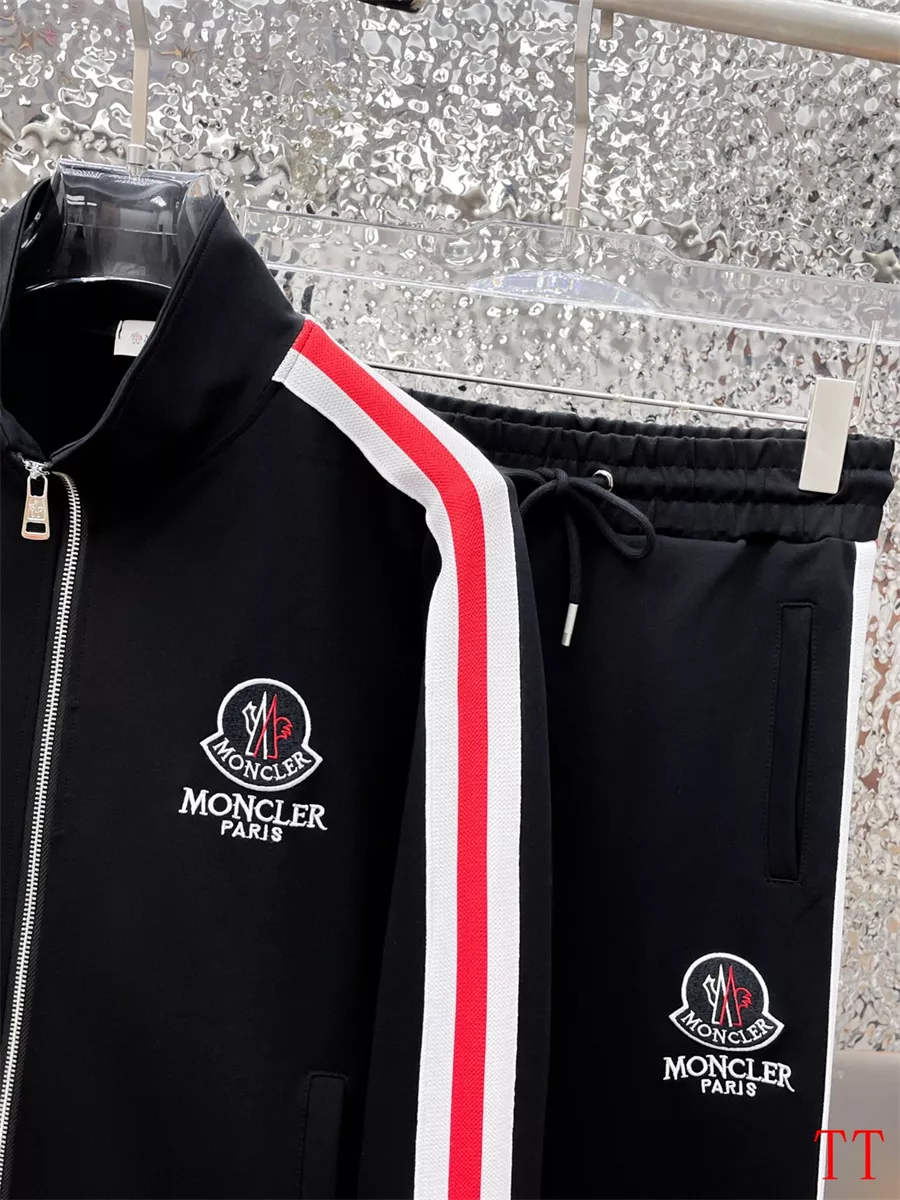 Unique 4305 Moncler Tracksuits Long Sleeved For Men