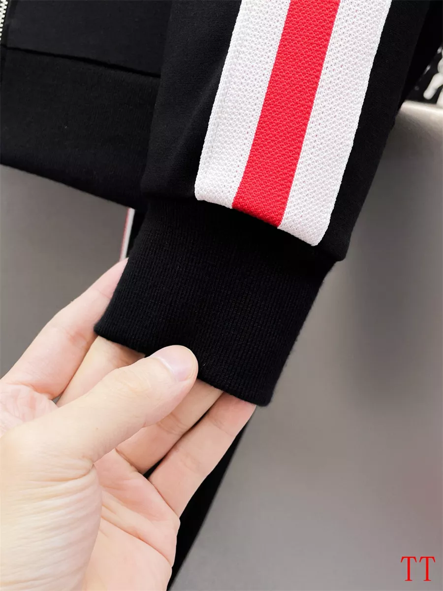Unique 4305 Moncler Tracksuits Long Sleeved For Men