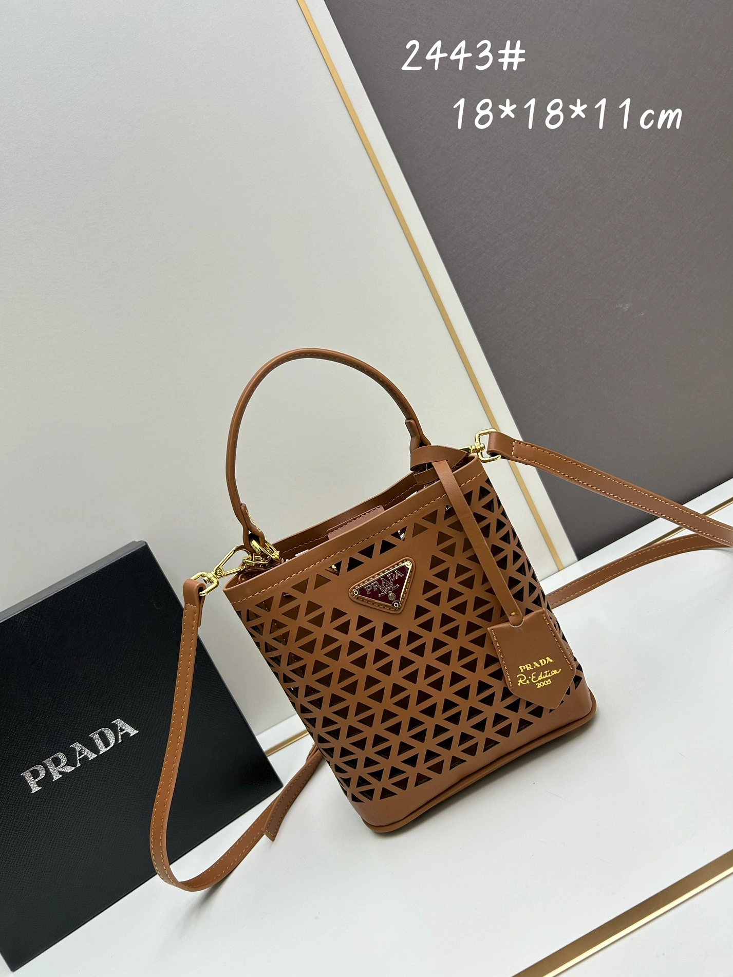 Unique 4325 Prada AAA Quality Handbags For Women