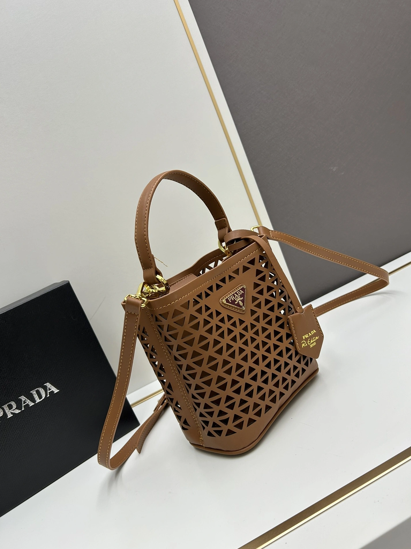 Unique 4325 Prada AAA Quality Handbags For Women