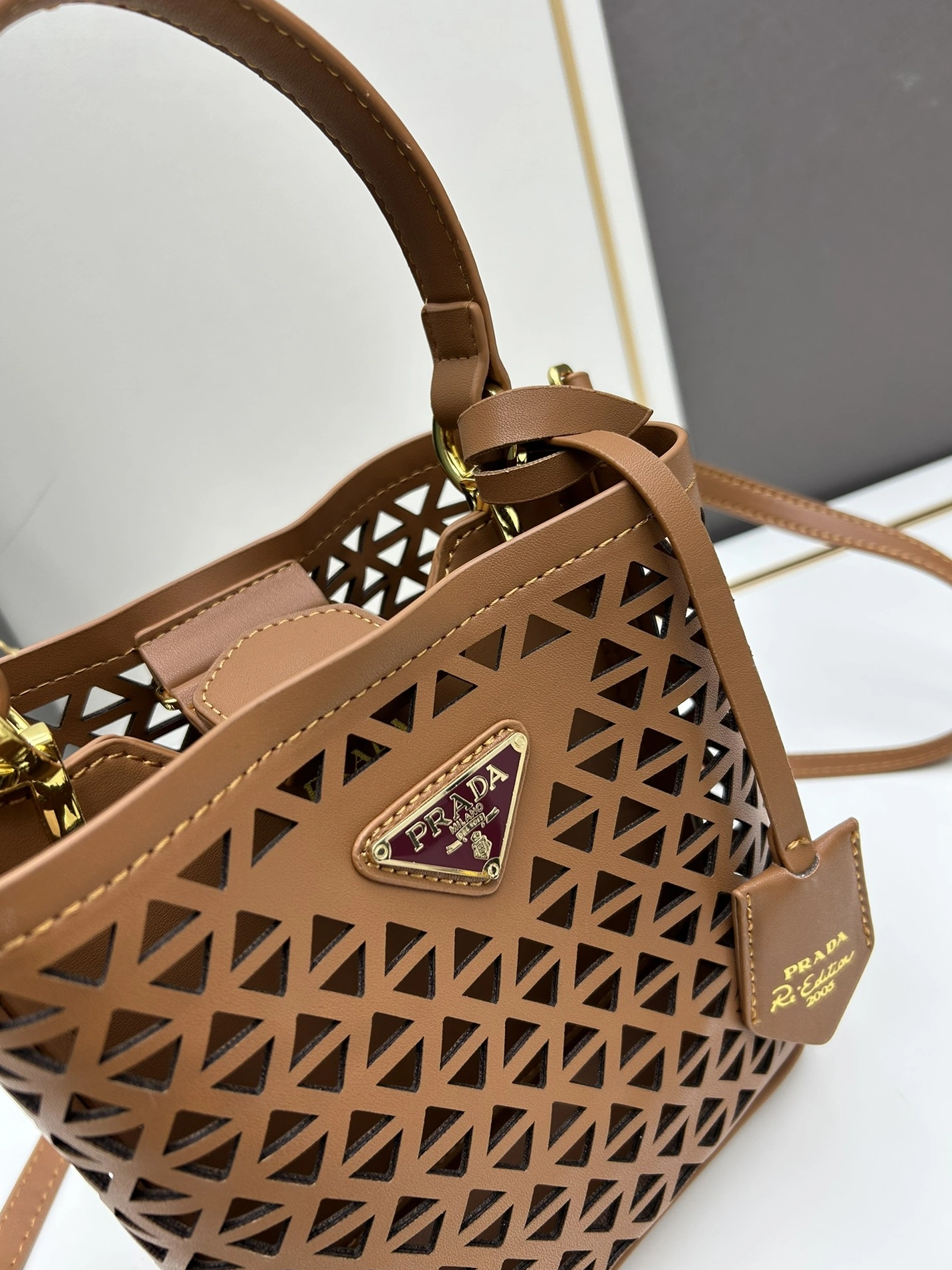 Unique 4325 Prada AAA Quality Handbags For Women