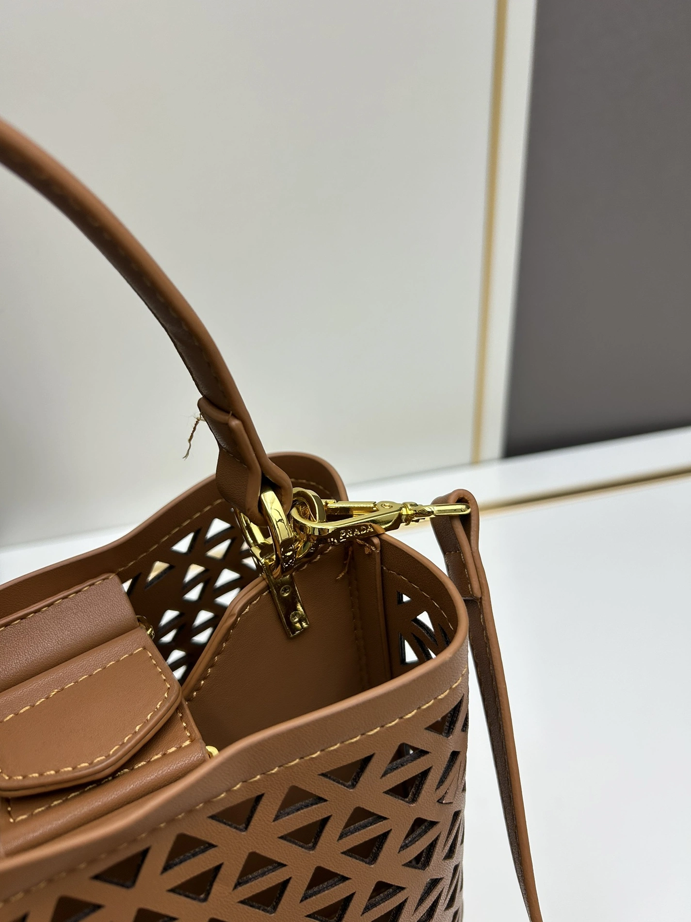 Unique 4325 Prada AAA Quality Handbags For Women