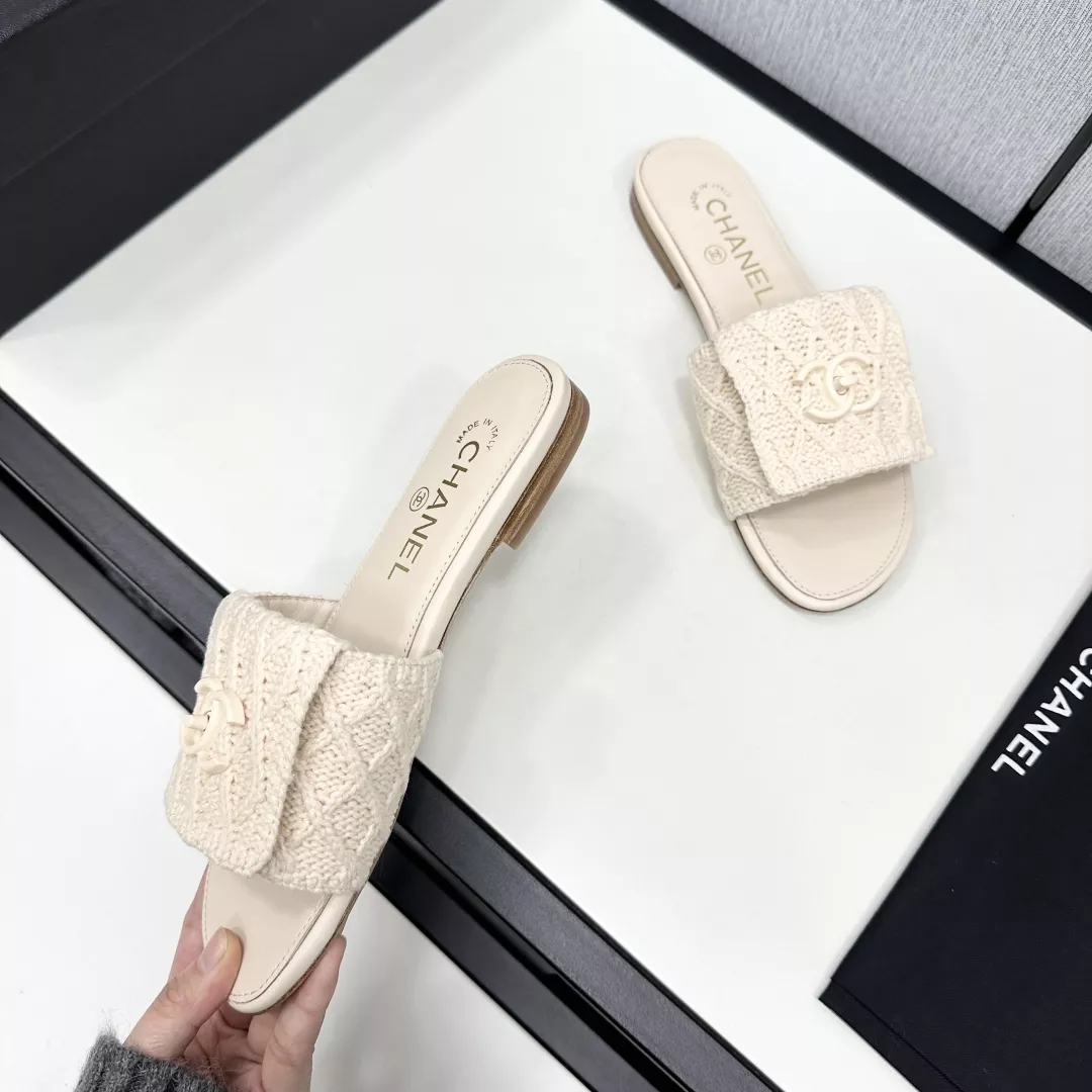 Unique 4359 Chanel Slippers For Women