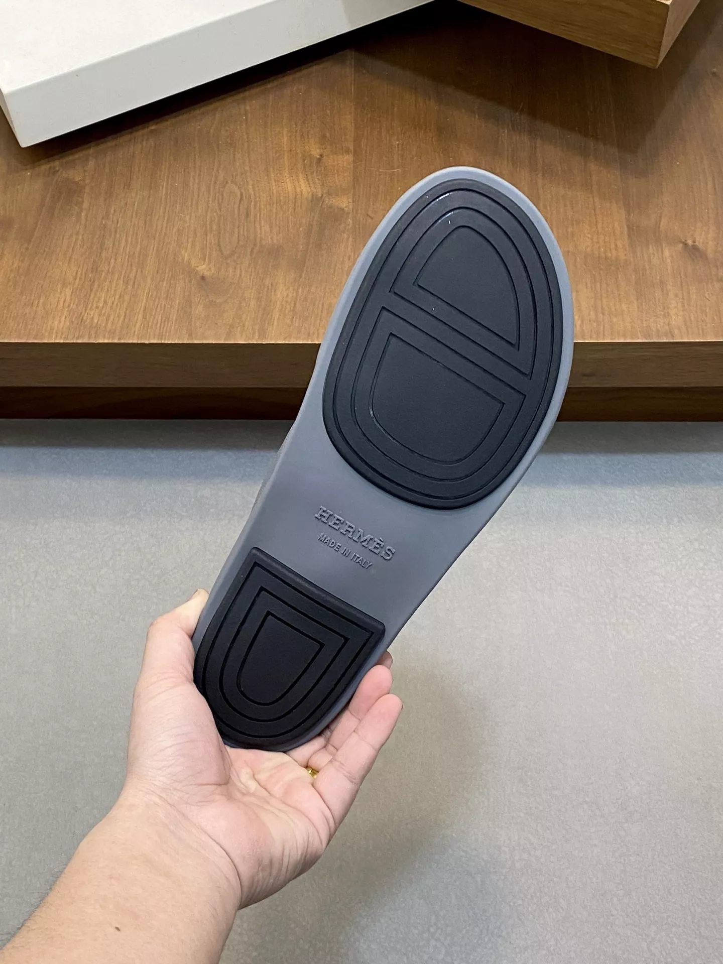 Unique 4360 Hermes Slippers For Men