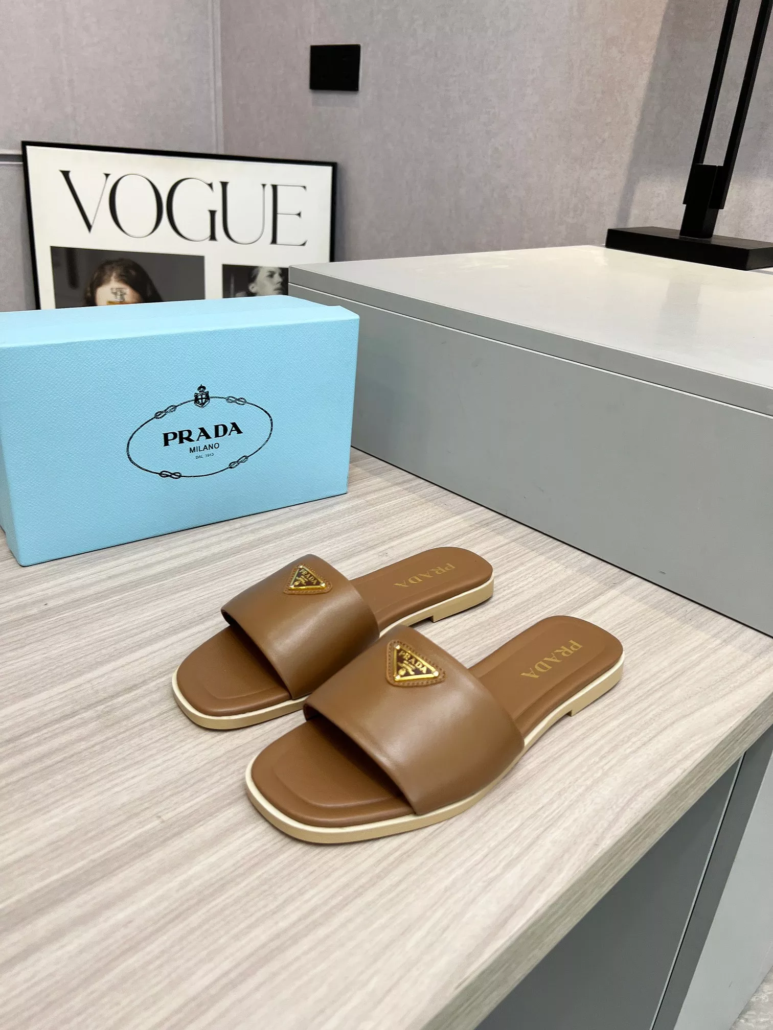 Unique 4679 Prada Slippers For Women