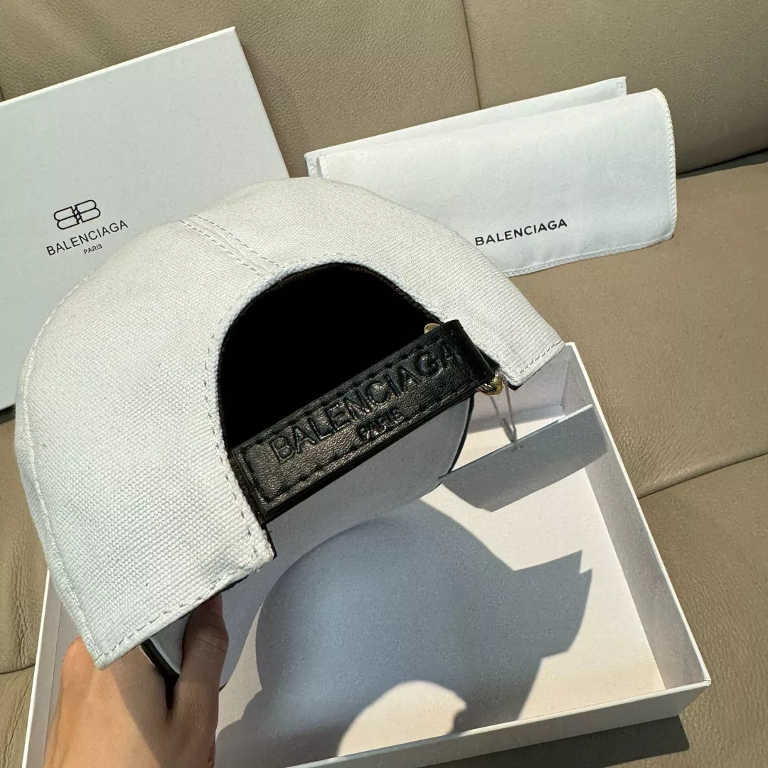 Unique 4696 Balenciaga Caps