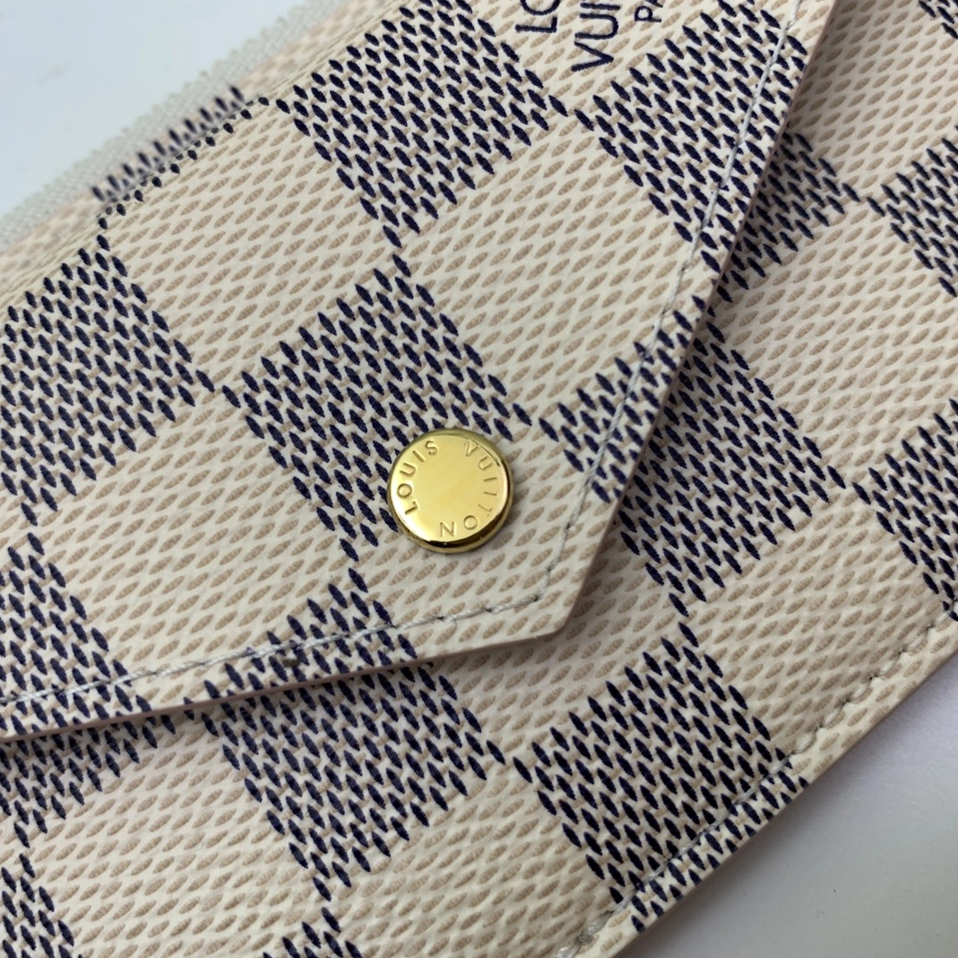 Unique 4870 Louis Vuitton AAA Quality Card Case For Women