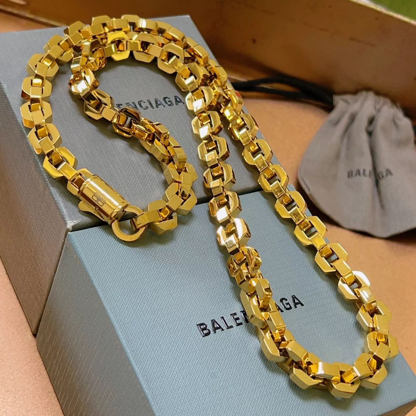 Unique 488 Balenciaga Necklaces