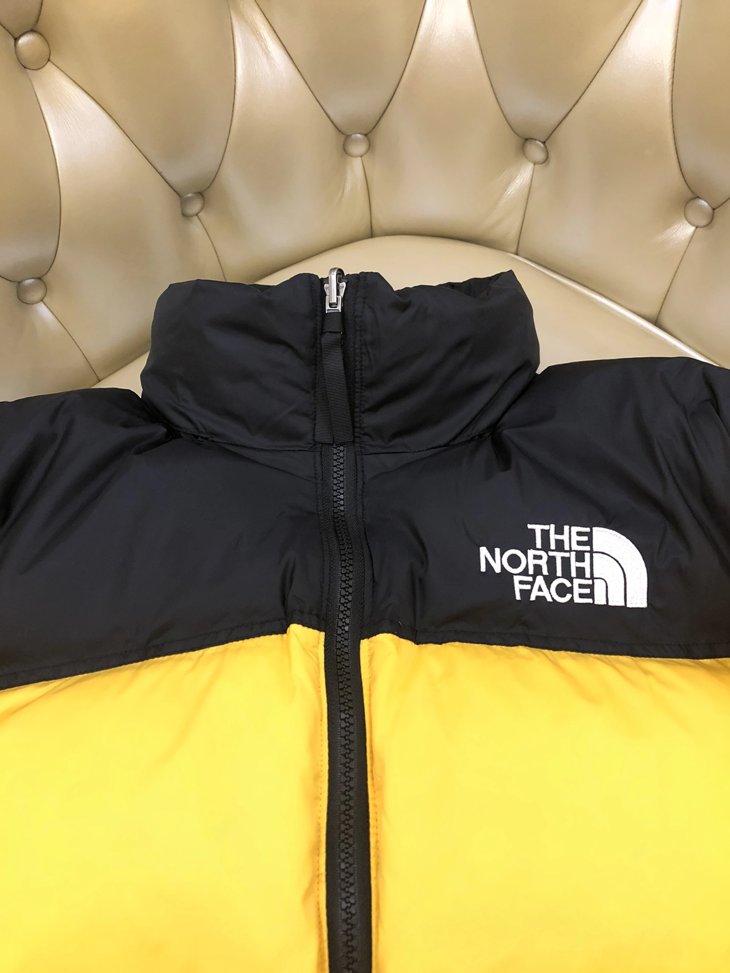 Unique 4903 The North Face Down Feather Coat Long Sleeved For Unisex