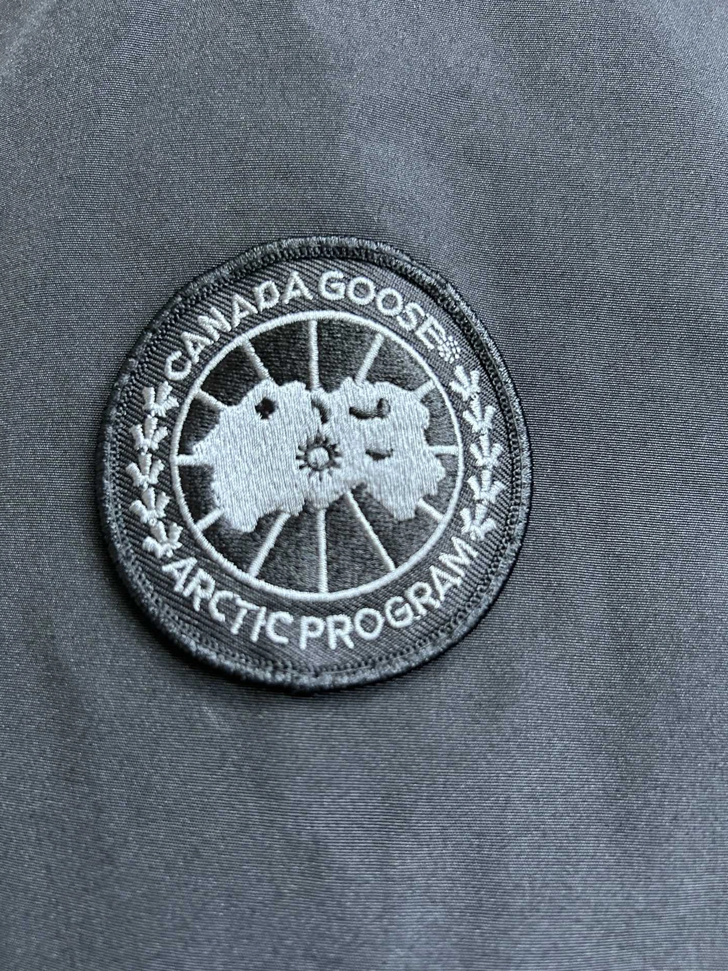 Unique 4954 Canada Goose Down Feather Coat Long Sleeved For Unisex