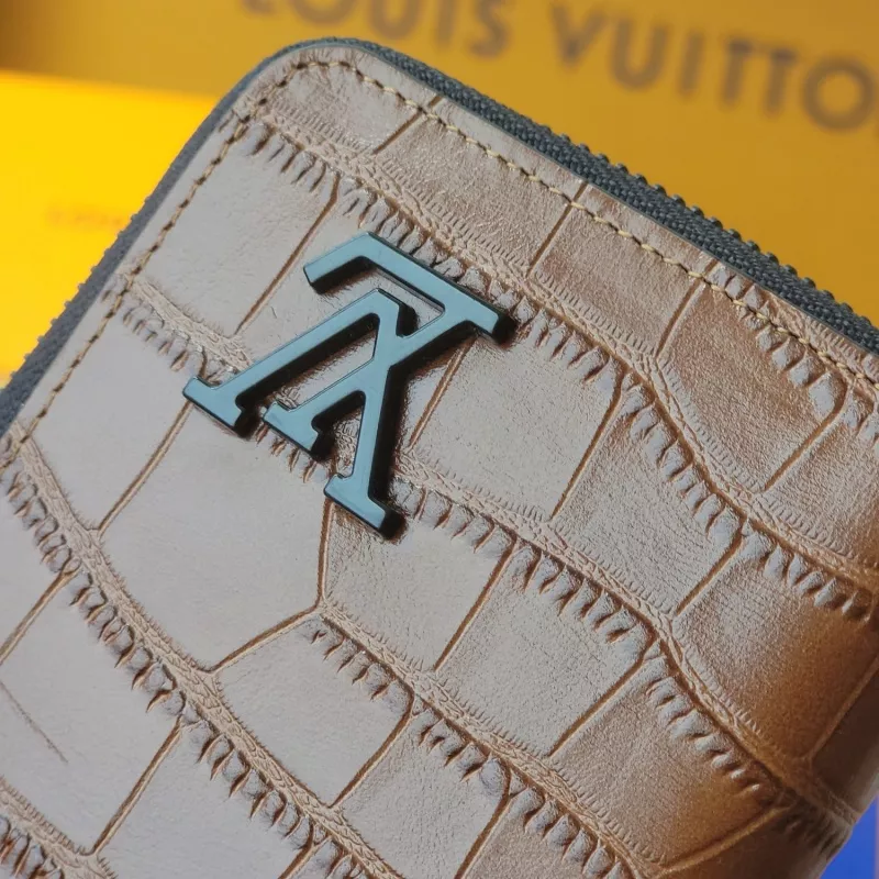 Unique 4964 Louis Vuitton AAA Quality Wallets For Men