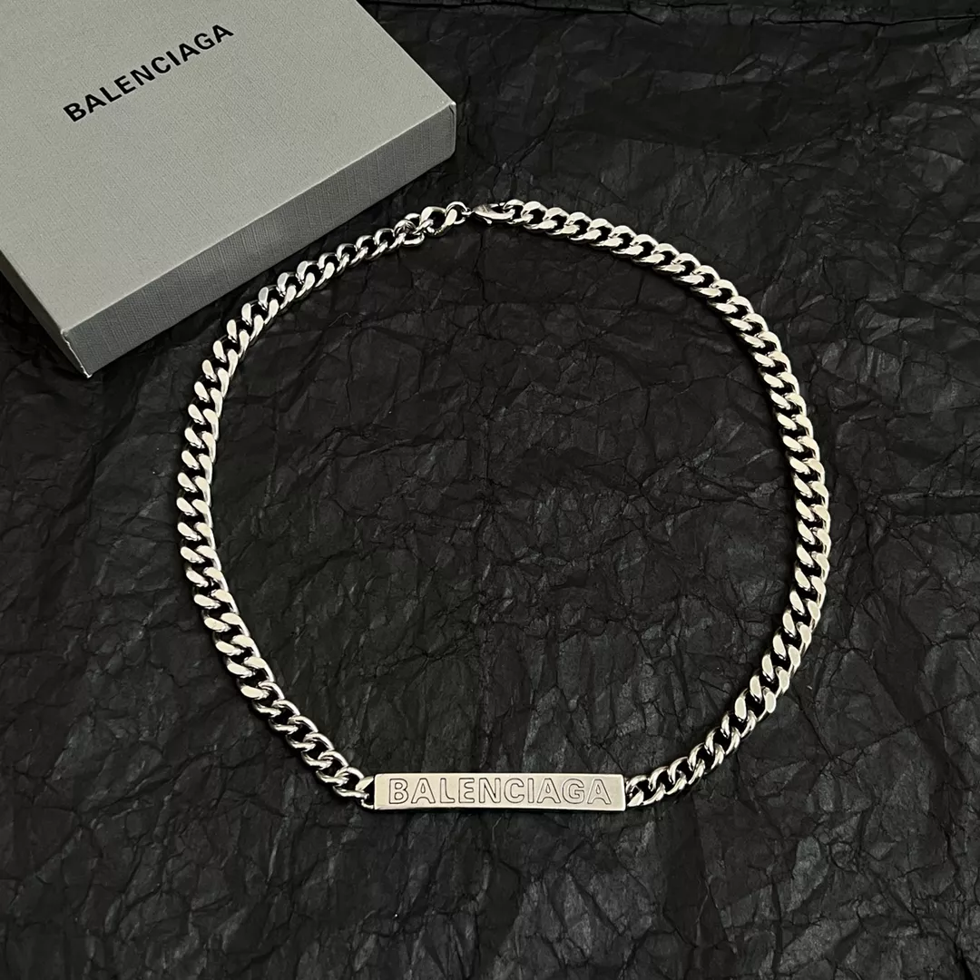 Unique 4982 Balenciaga Necklaces