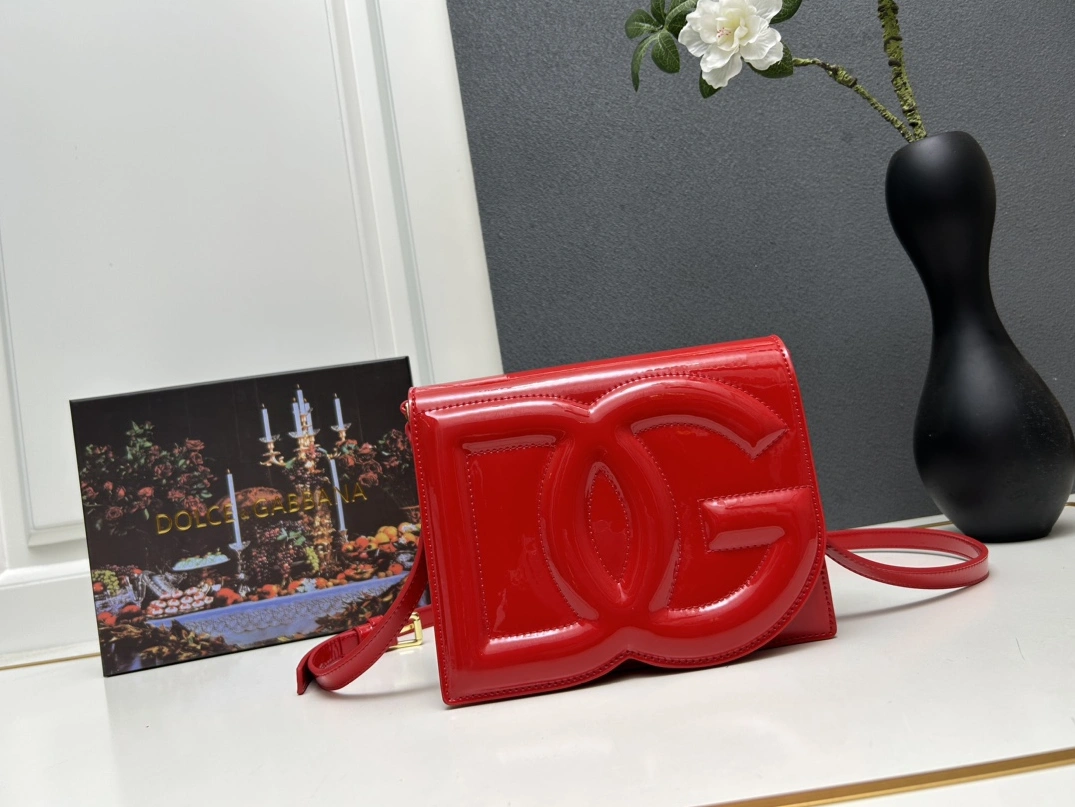 Unique 501 Dolce & Gabbana D&G AAA Quality Messenger Bags For Women