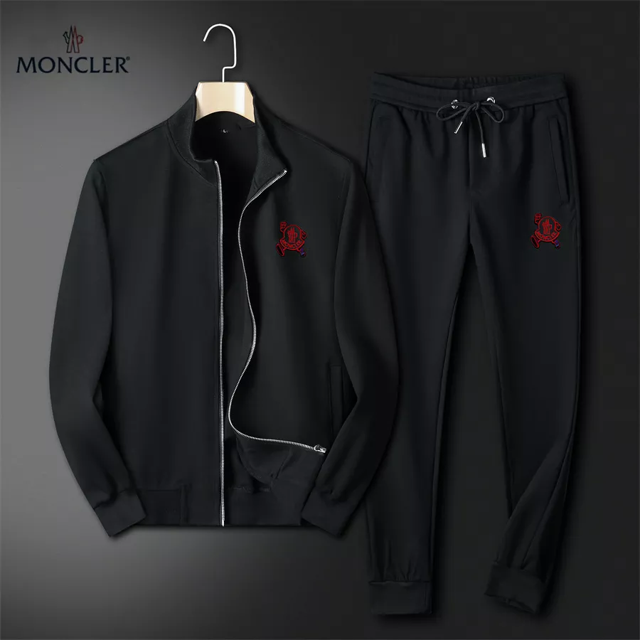 Unique 5211 Moncler Tracksuits Long Sleeved For Men