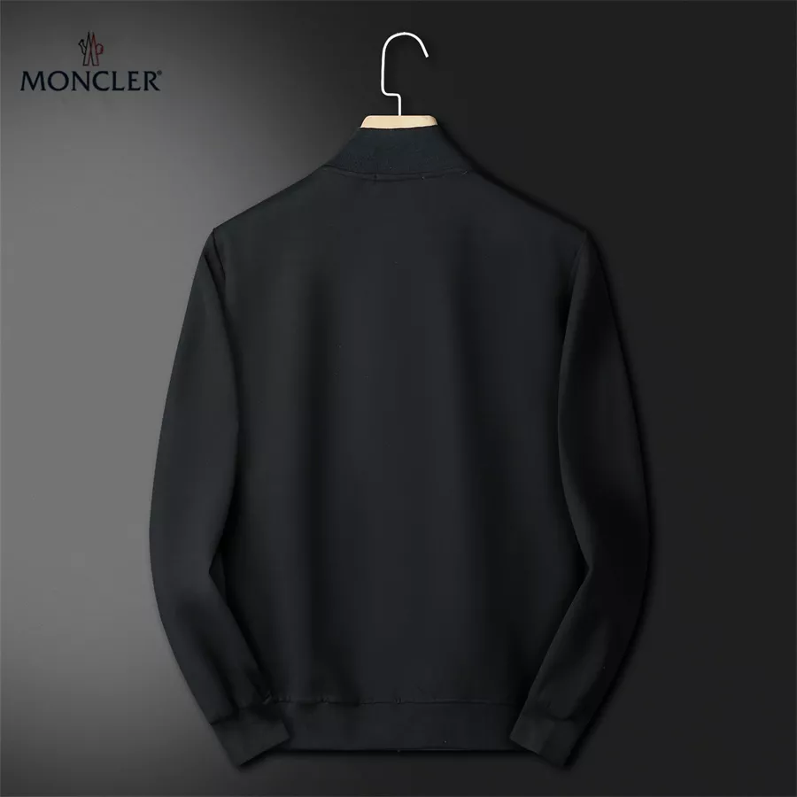 Unique 5211 Moncler Tracksuits Long Sleeved For Men