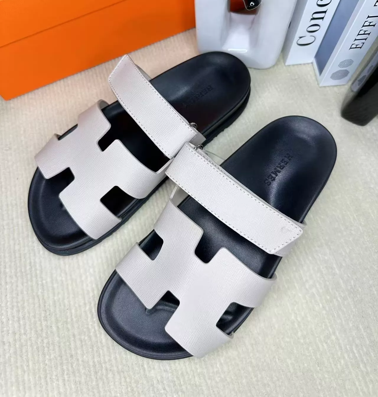 Unique 5310 Hermes Slippers For Men