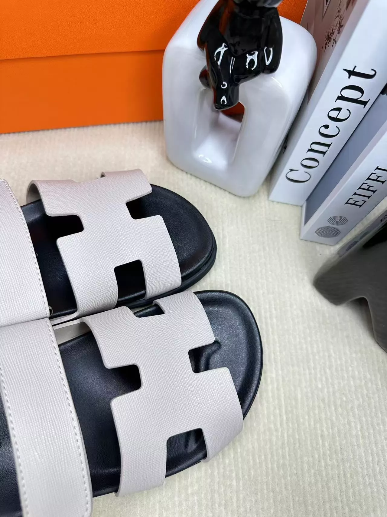 Unique 5310 Hermes Slippers For Men