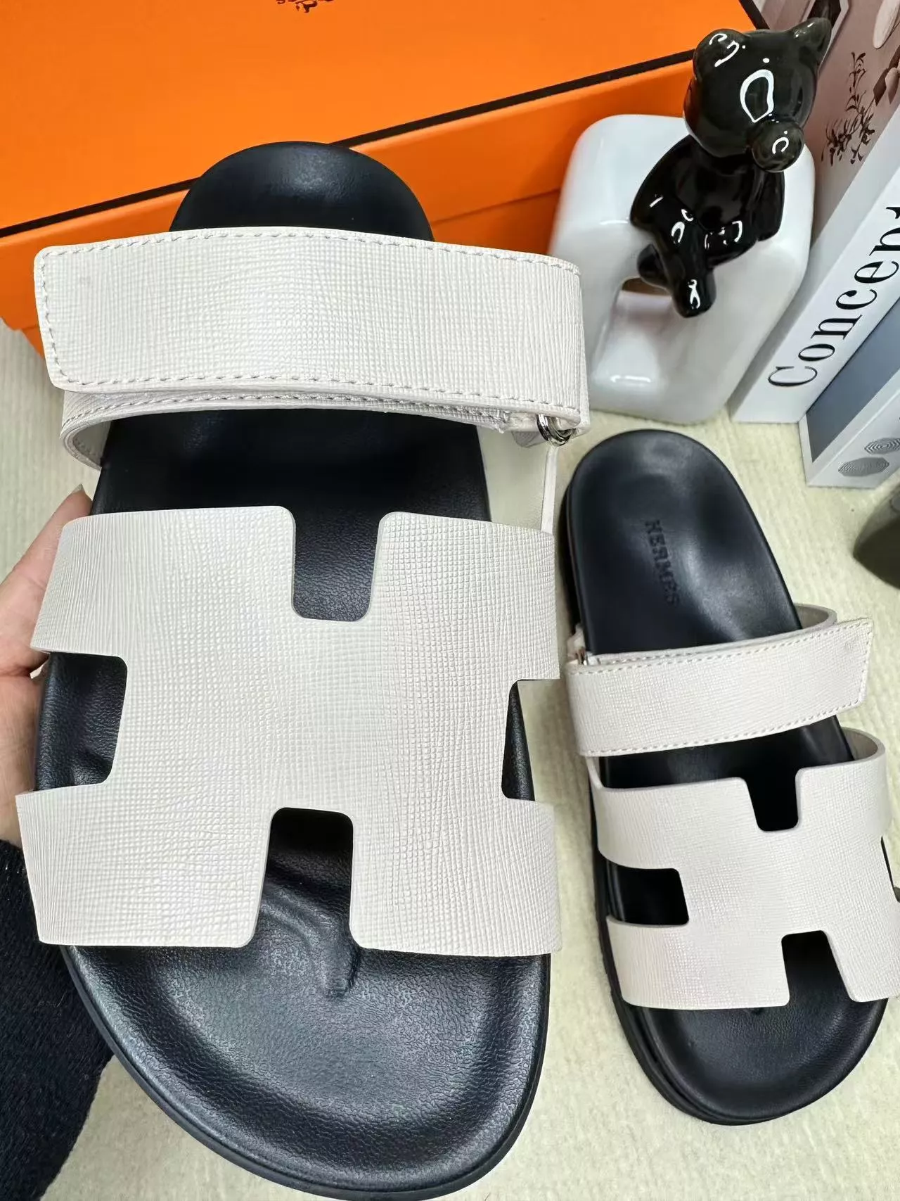 Unique 5310 Hermes Slippers For Men
