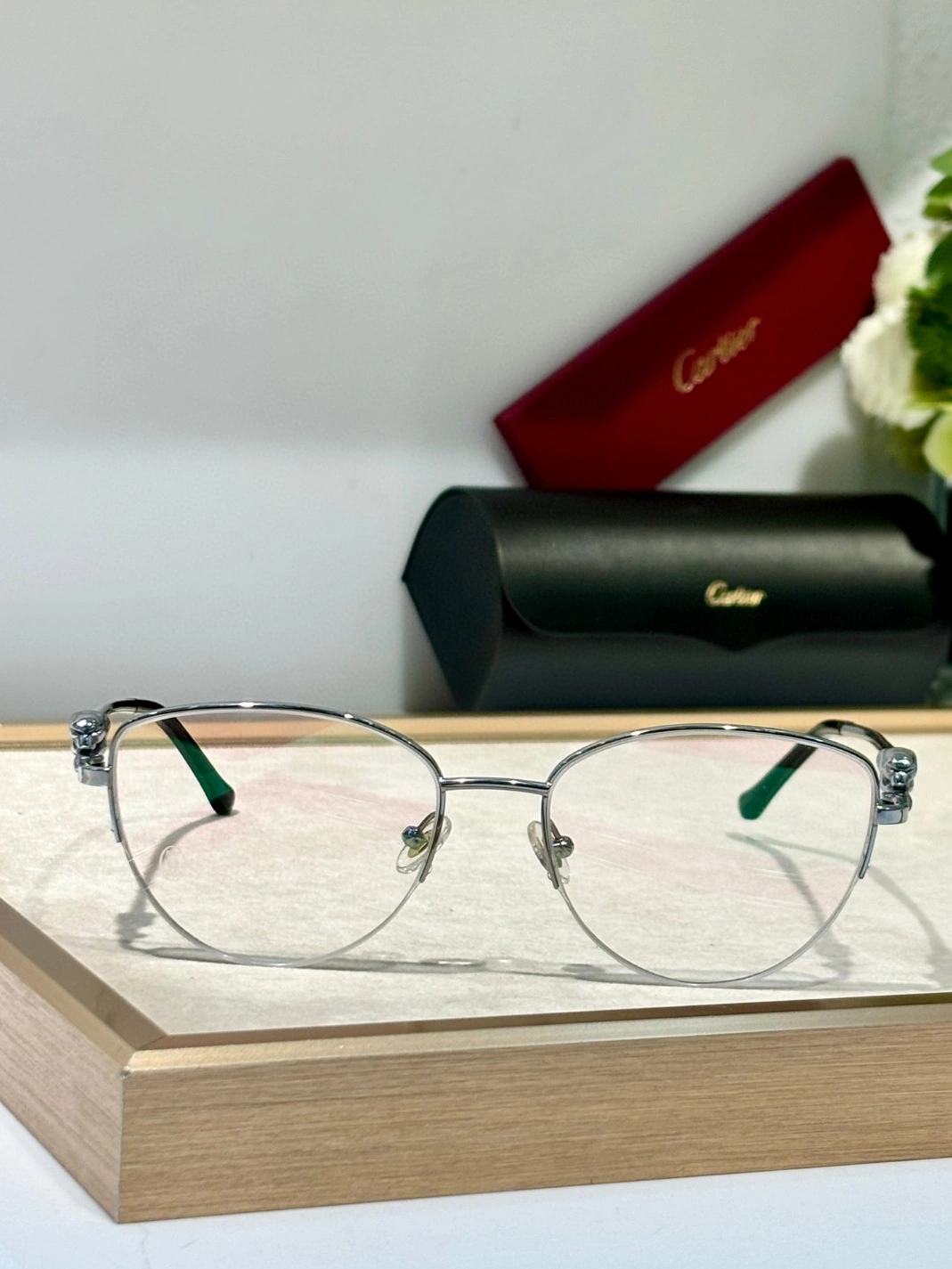 Unique 5437 Cartier Goggles