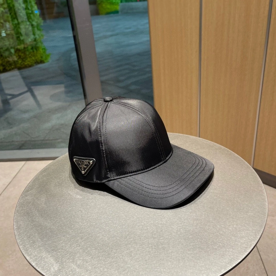 Unique 5488 Prada Caps