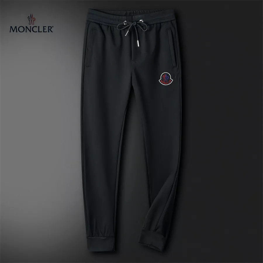 Unique 550 Moncler Tracksuits Long Sleeved For Men