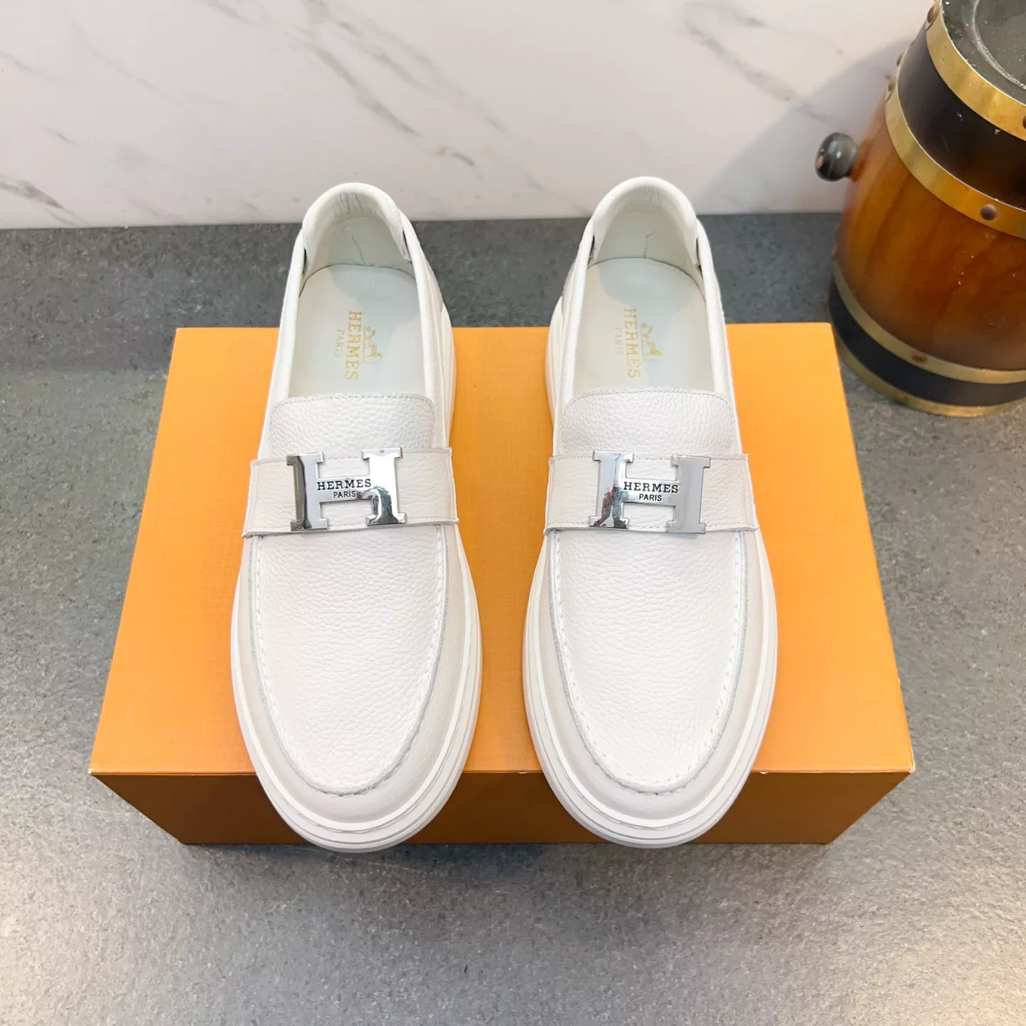 Unique 556 Hermes Casual Shoes For Men