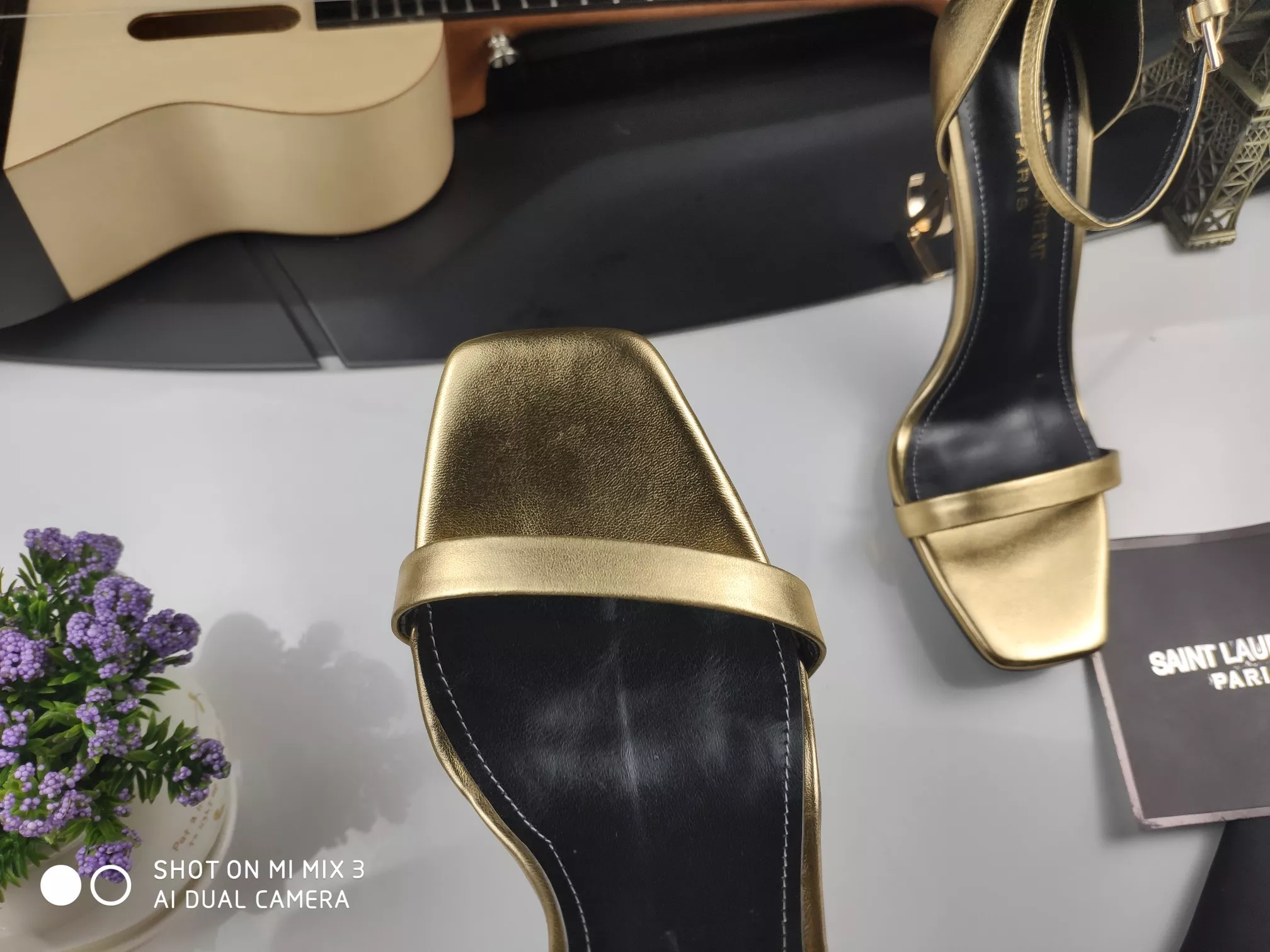 Unique 5640 Yves Saint Laurent YSL Sandal For Women