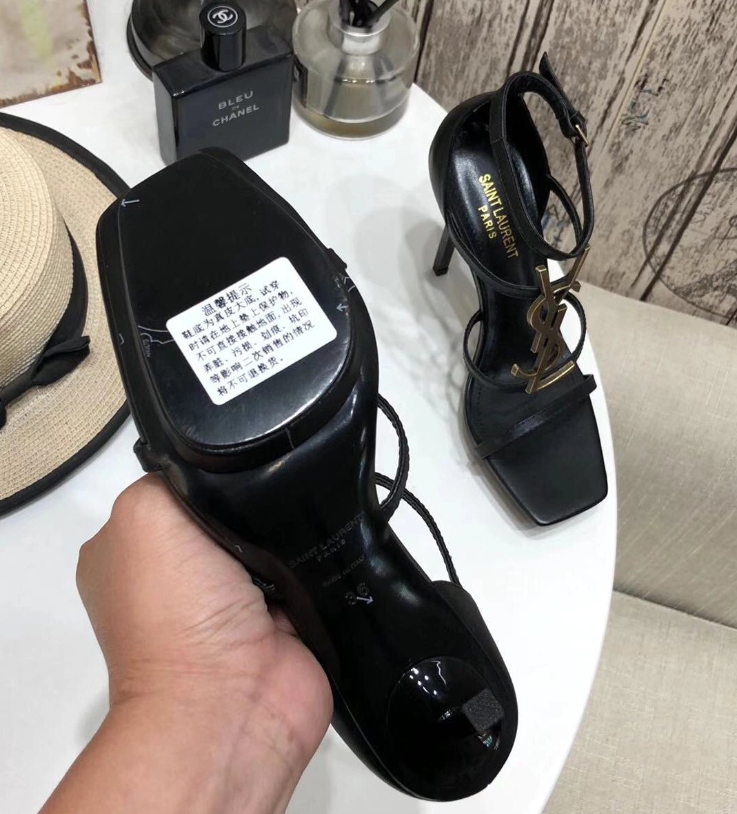 Unique 5648 Yves Saint Laurent YSL Sandal For Women