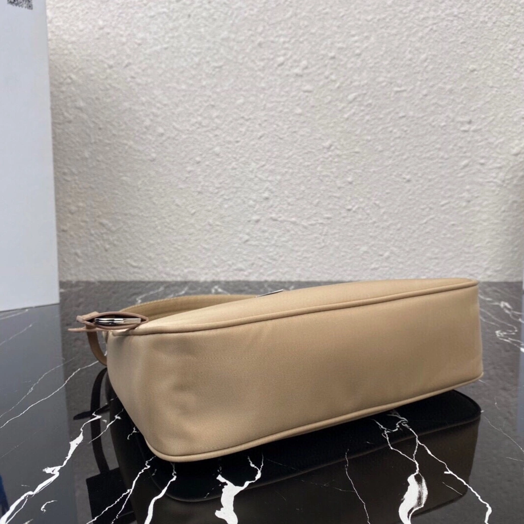 Unique 5843 Prada AAA Quality Shoulder Bags For Women