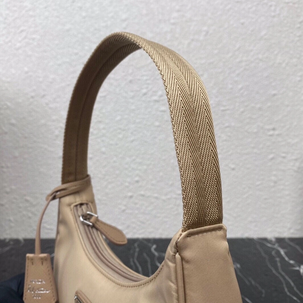 Unique 5843 Prada AAA Quality Shoulder Bags For Women