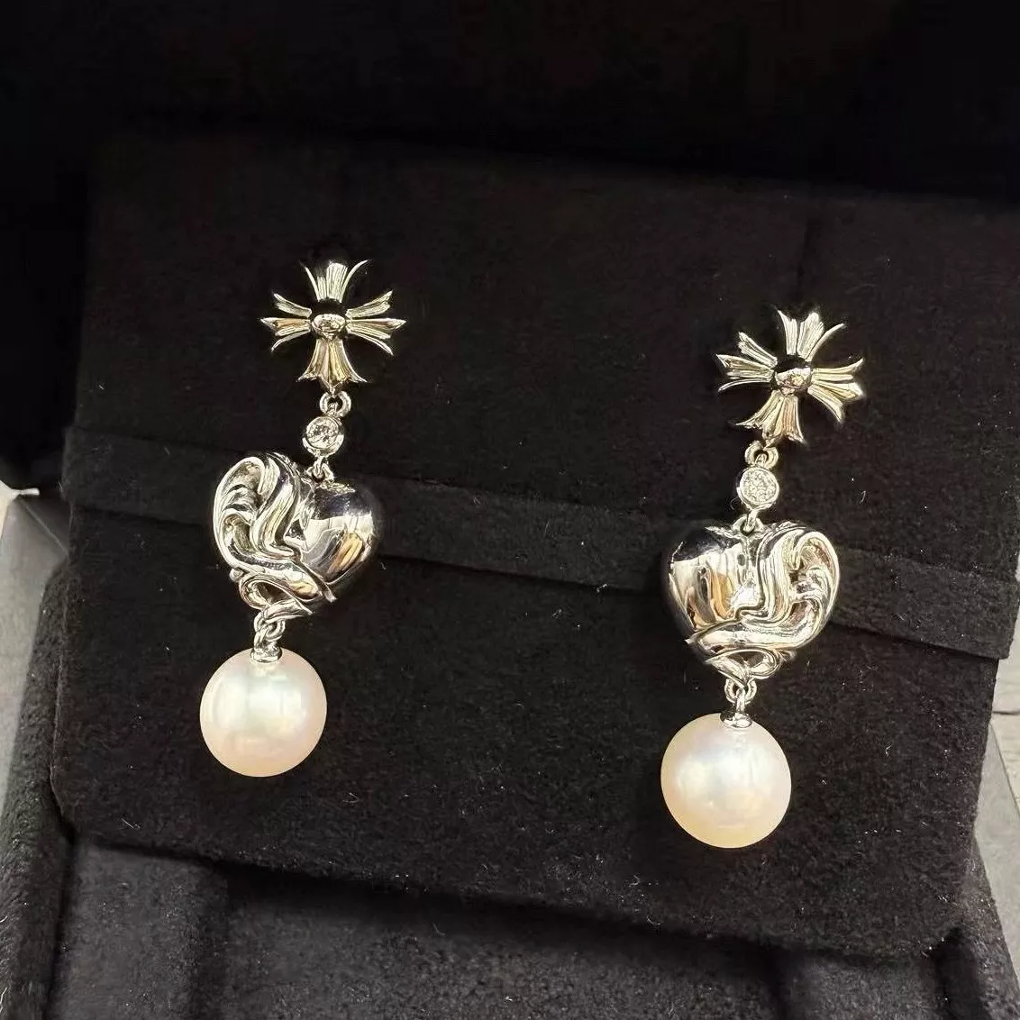 Unique 5915 Chrome Hearts Earrings For Women