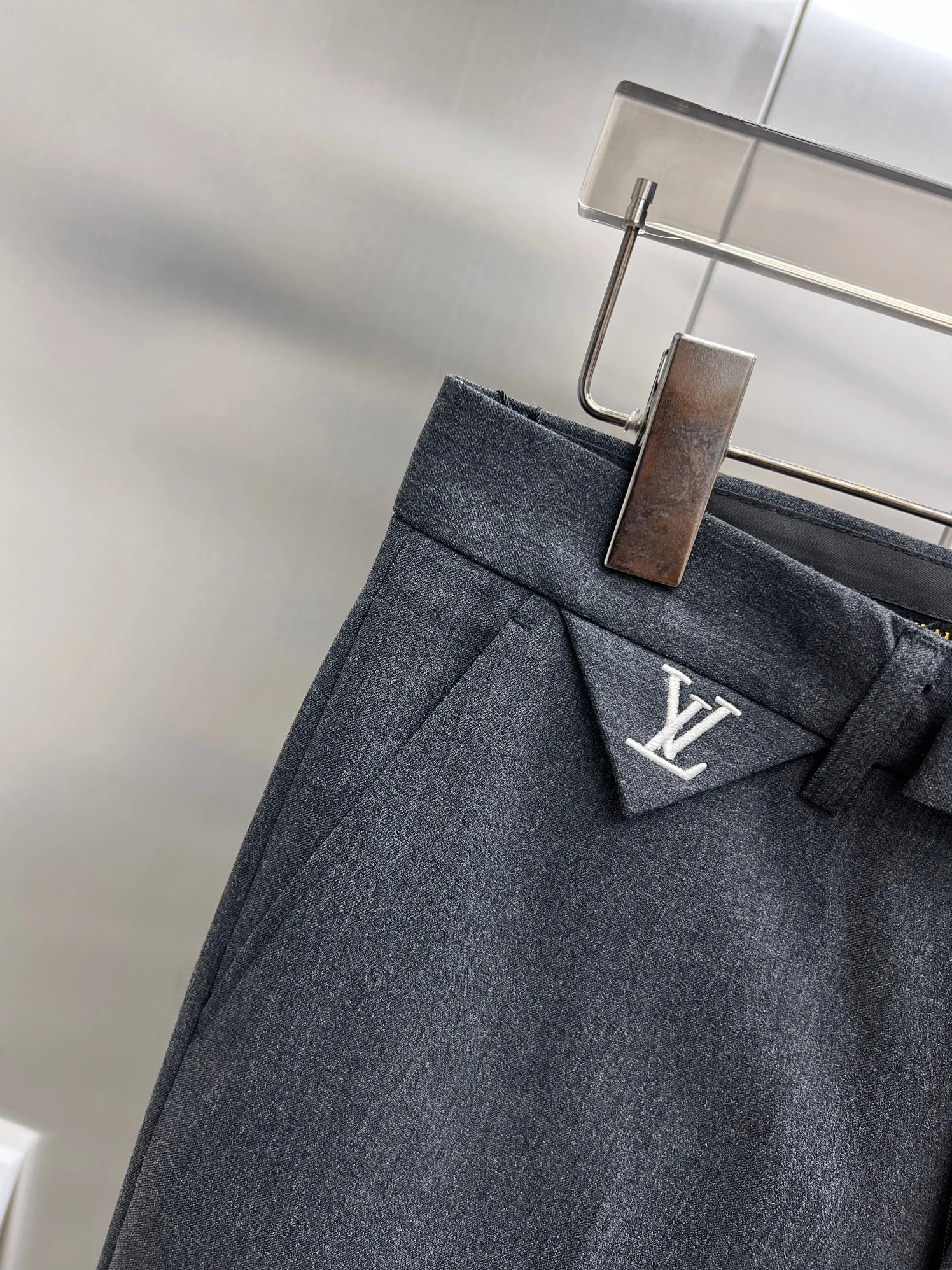 Unique 5987 Louis Vuitton LV Pants For Men