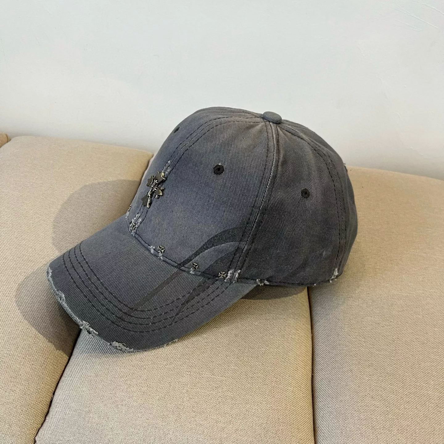 Unique 6023 Chrome Hearts Caps