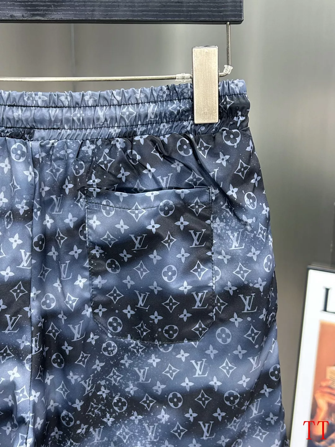 Unique 6070 Louis Vuitton LV Pants For Men