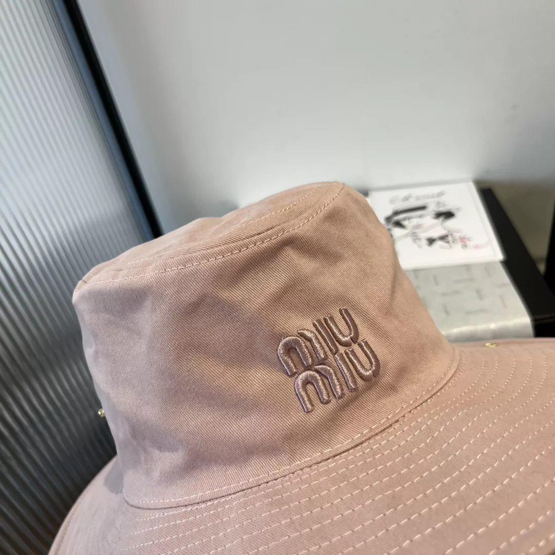 Unique 6106 MIU MIU Caps
